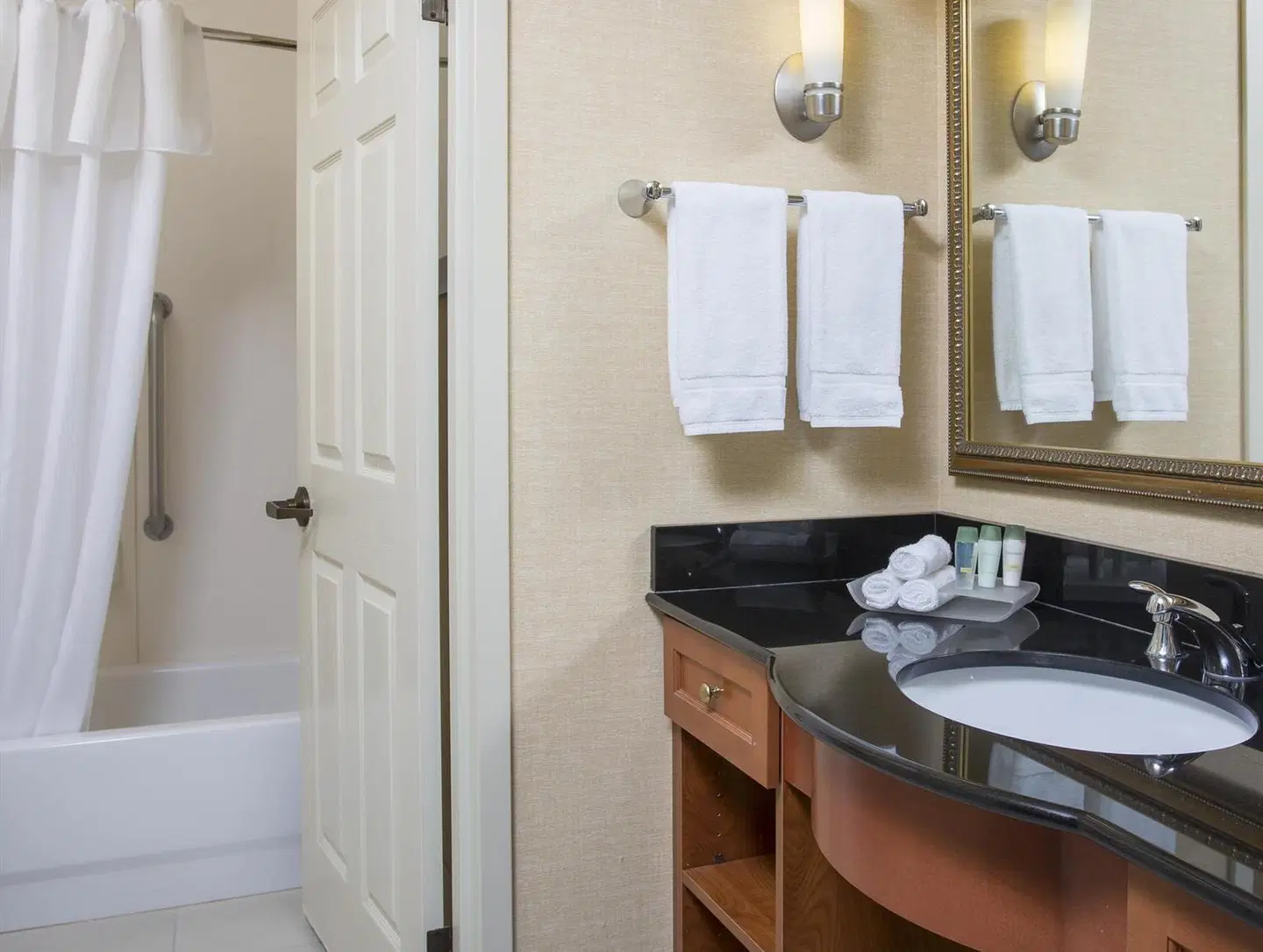 Homewood Suites by Hilton Houston-Willowbrook Mall Badezimmer