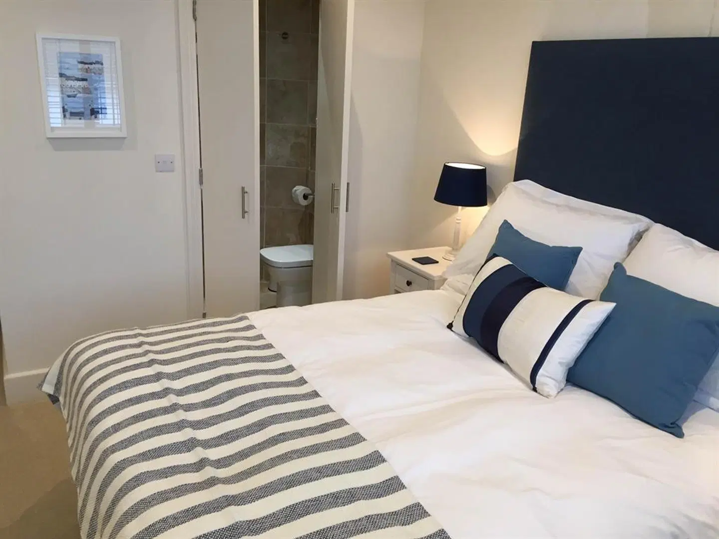 The George Hotel - Inn ROOM_EXAMPLE