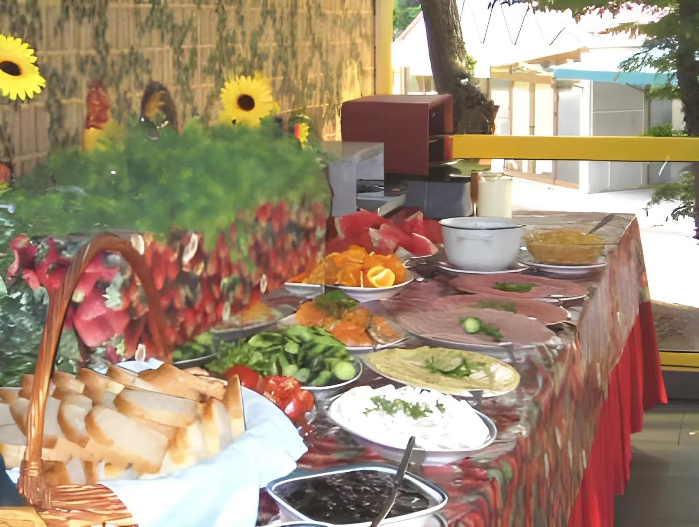 Varshava Hotel Restaurant