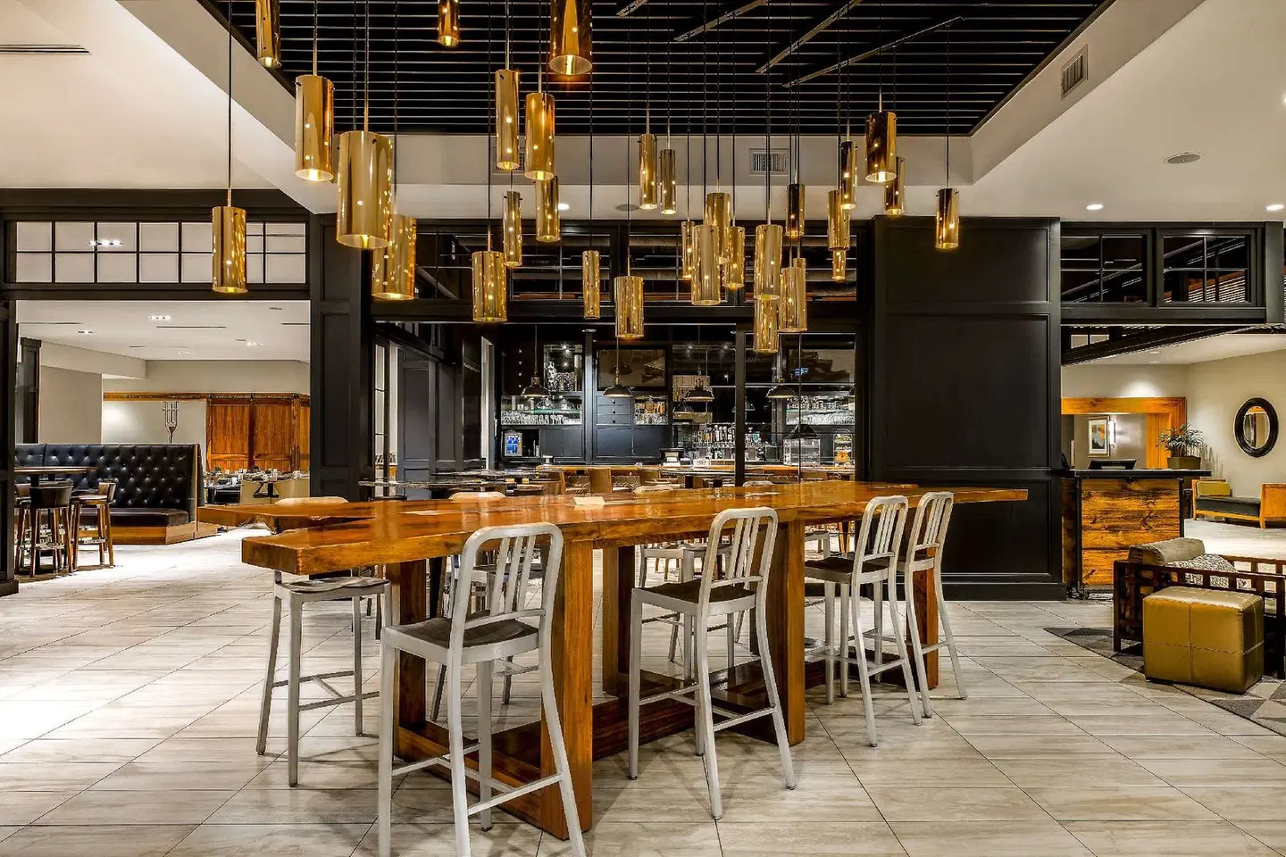 Sonesta Charlotte Executive Park Bar