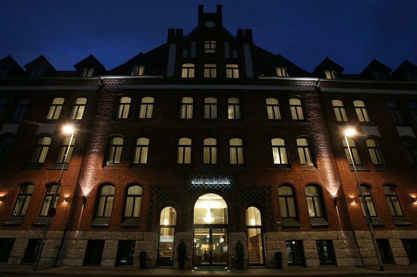 Grand Palace Hannover EXTERIOR