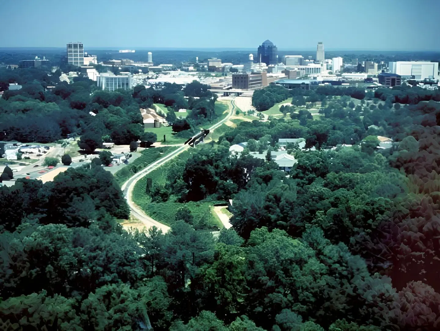 University Inn Duke LANDSCAPE