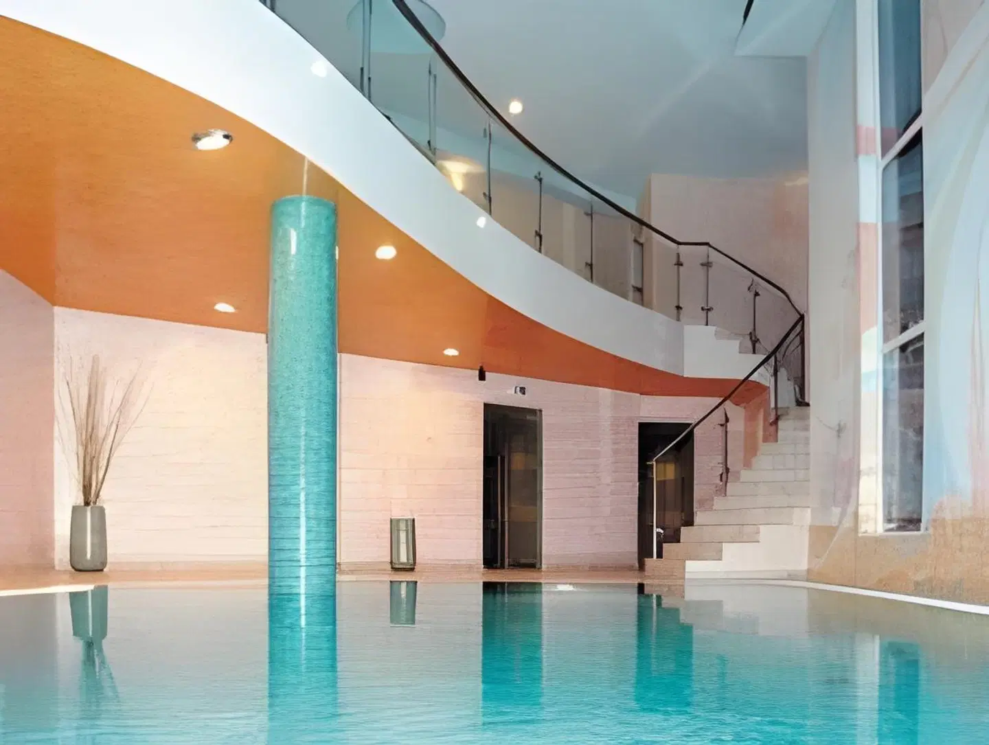 Promenada Hallenbad