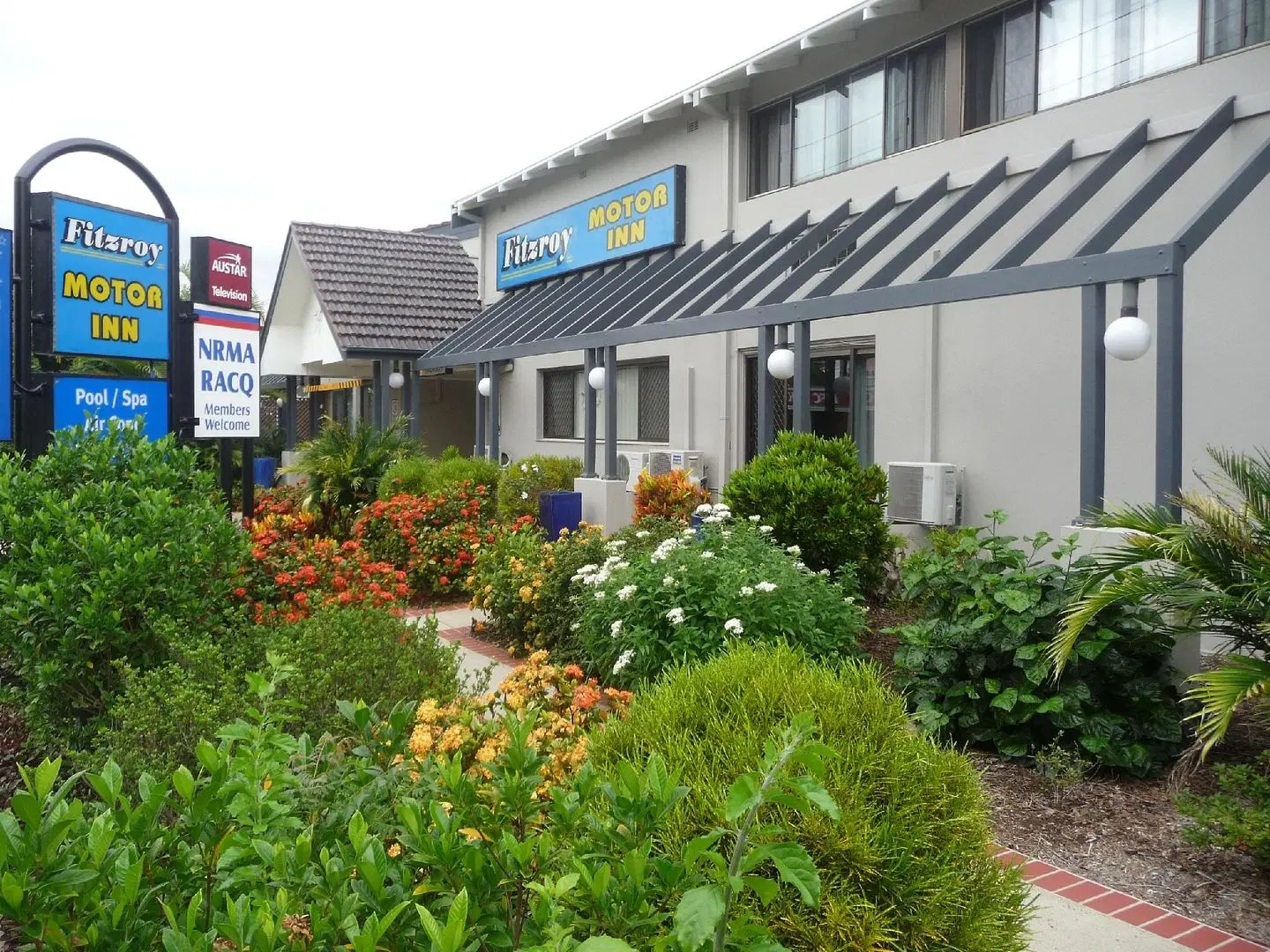 Fitzroy Motor Inn EXTERIOR