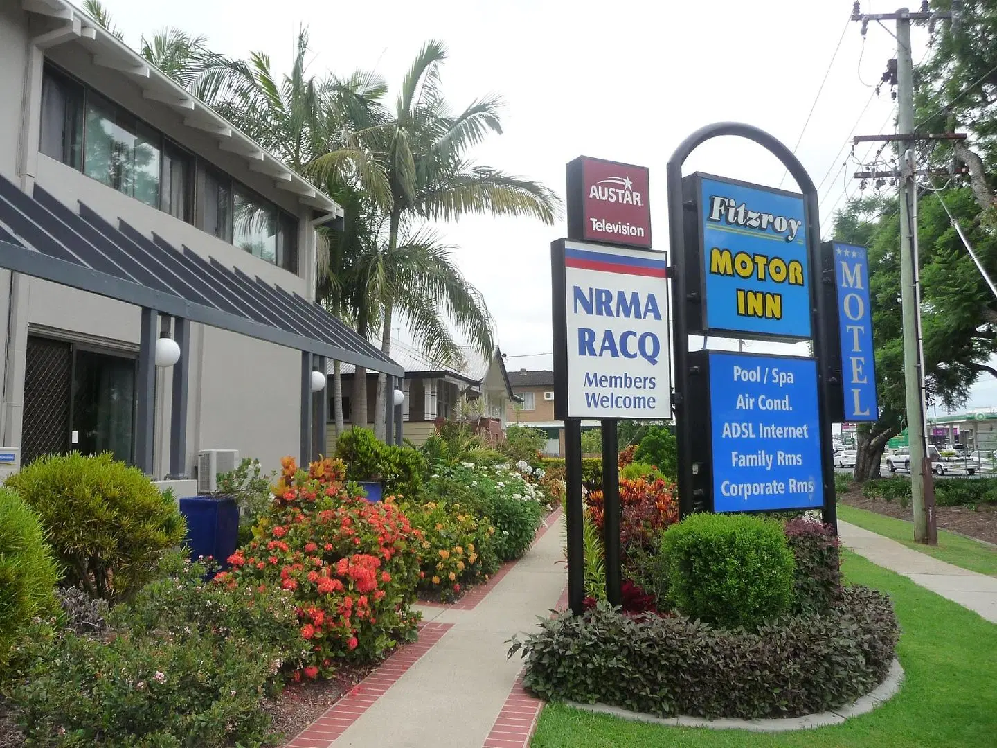 Fitzroy Motor Inn EXTERIOR