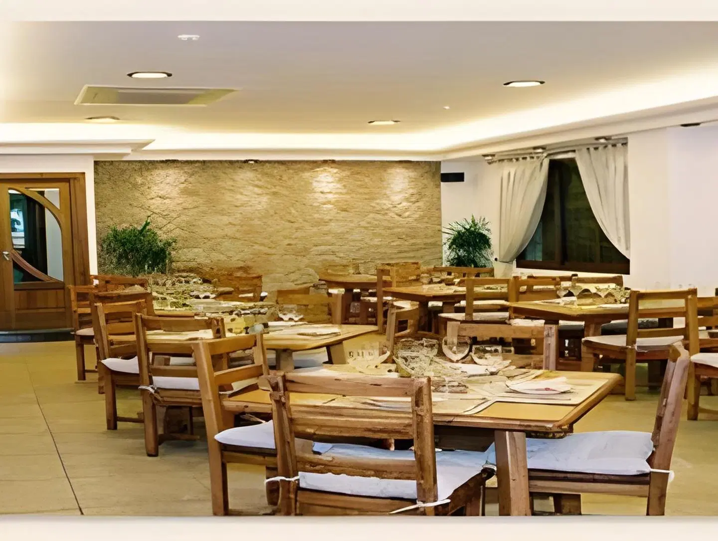 Rosalia Hostal Restaurant
