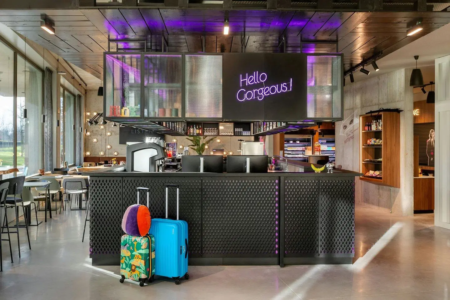 Moxy Antwerp Bar