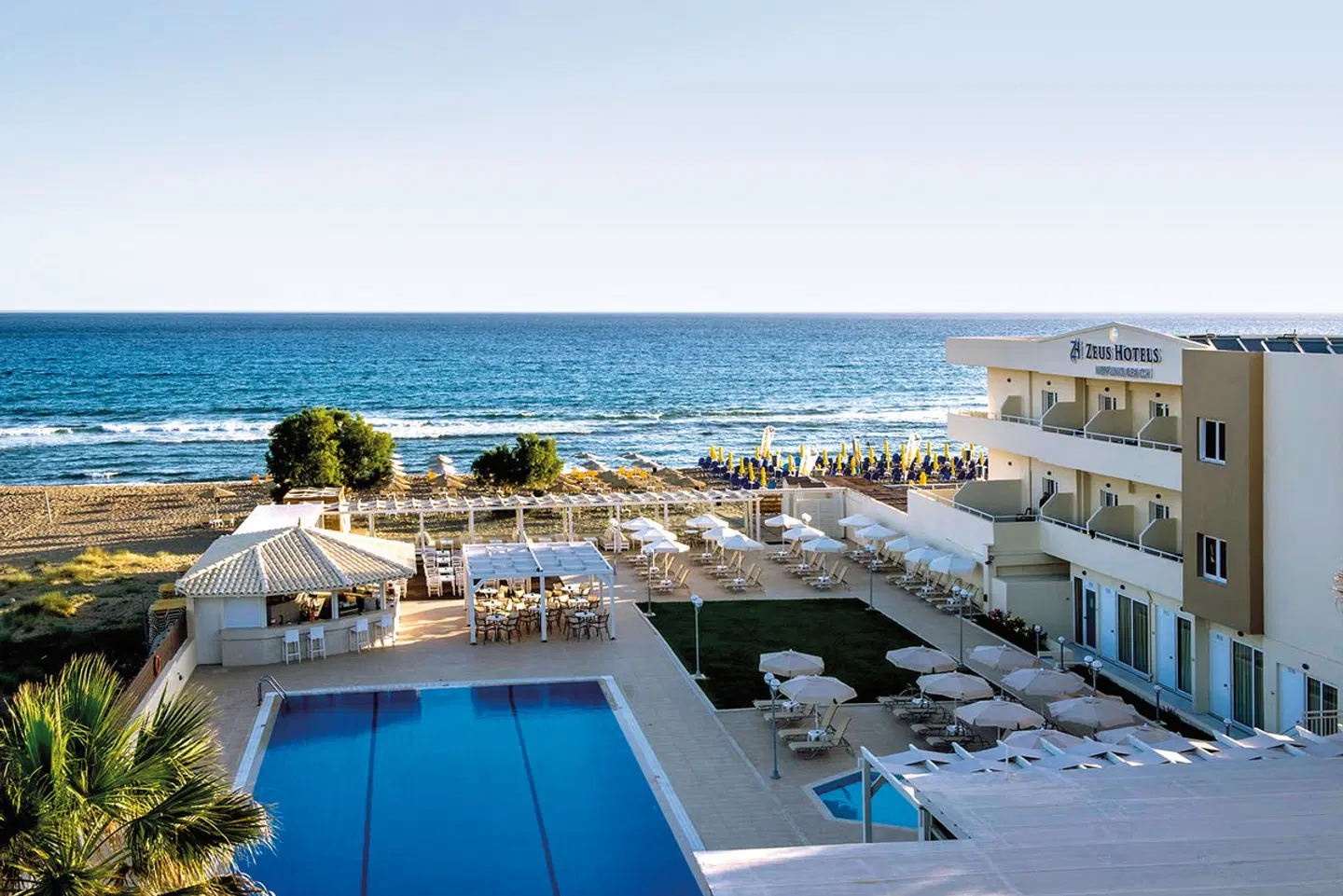 Zeus Hotels Neptuno Beach Terrasse