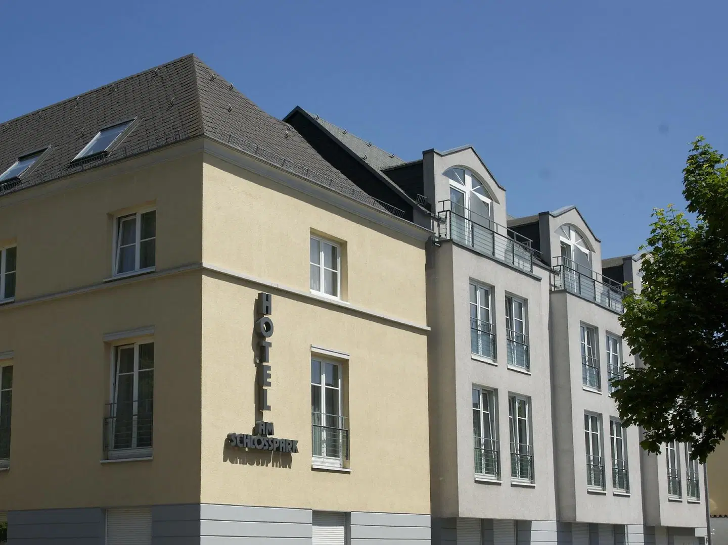 Am Schlosspark EXTERIOR