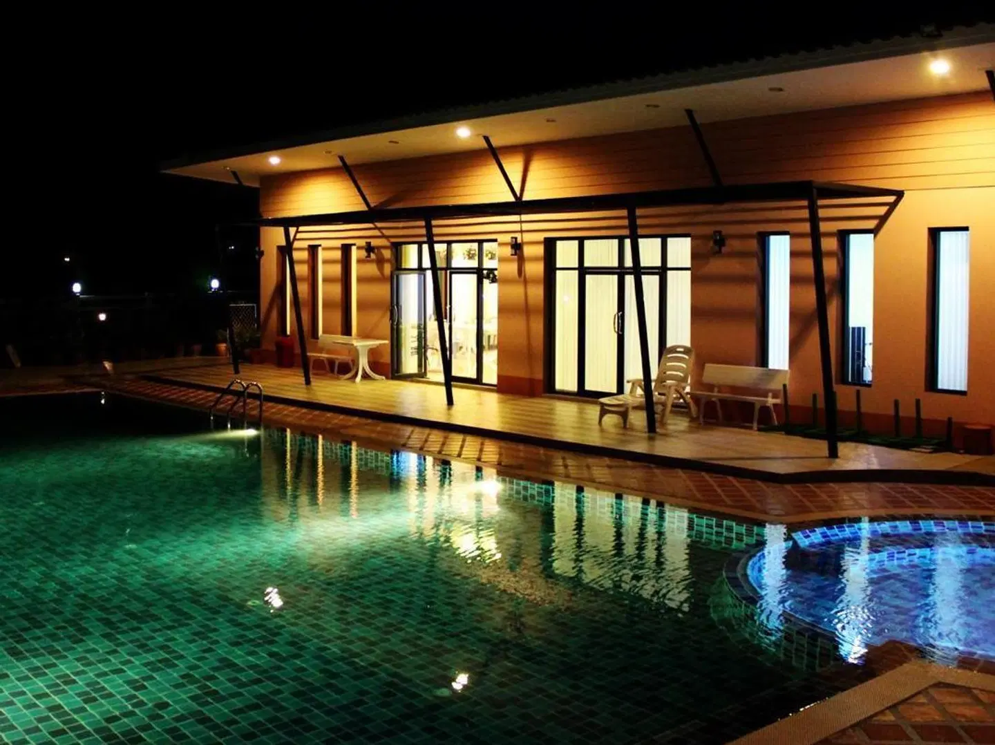 Triple P Home Resort Hallenbad