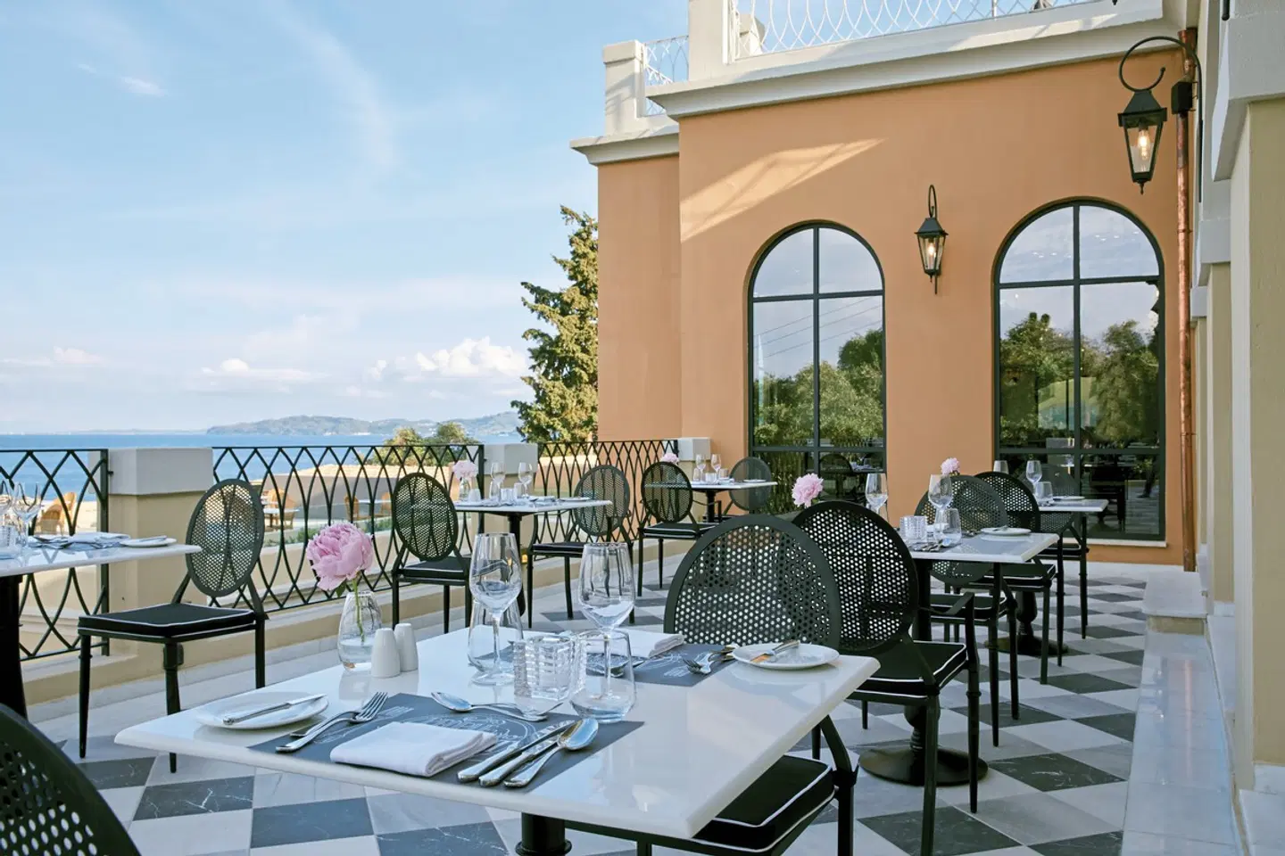 Nido, Mar-Bella Collection Restaurant