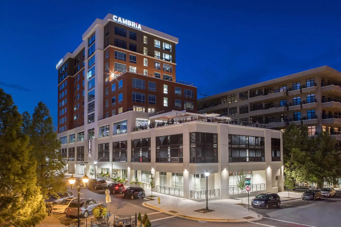 Cambria Hotel & Suites - Downtown Asheville EXTERIOR