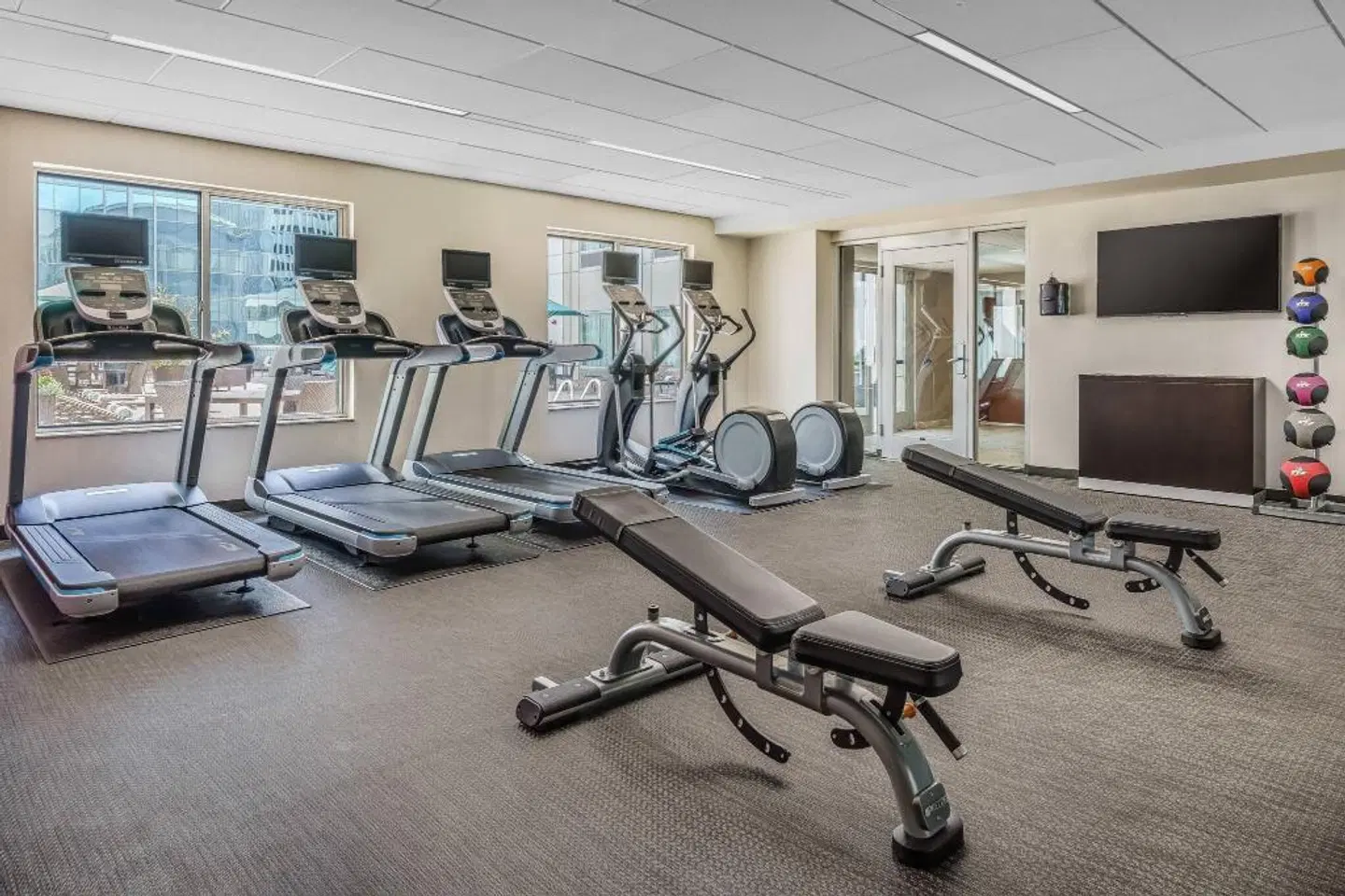 Courtyard by Marriott Charlotte City Center SPORTS_AND_LEISURE