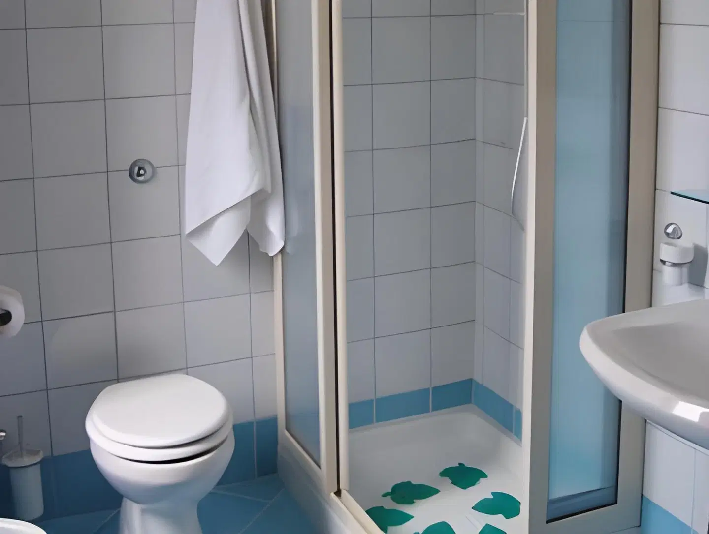 Villa Julia BATHROOM