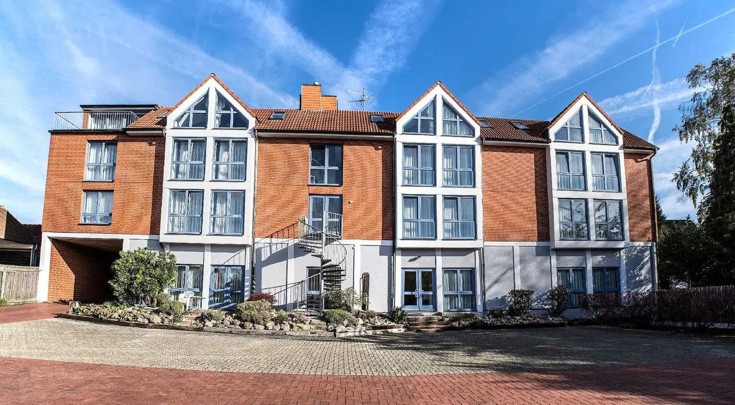 Am Kamp EXTERIOR