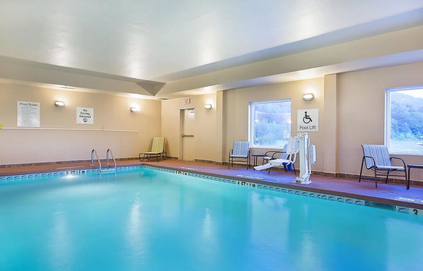 Holiday Inn Express & Suites Murphy by IHG Hallenbad