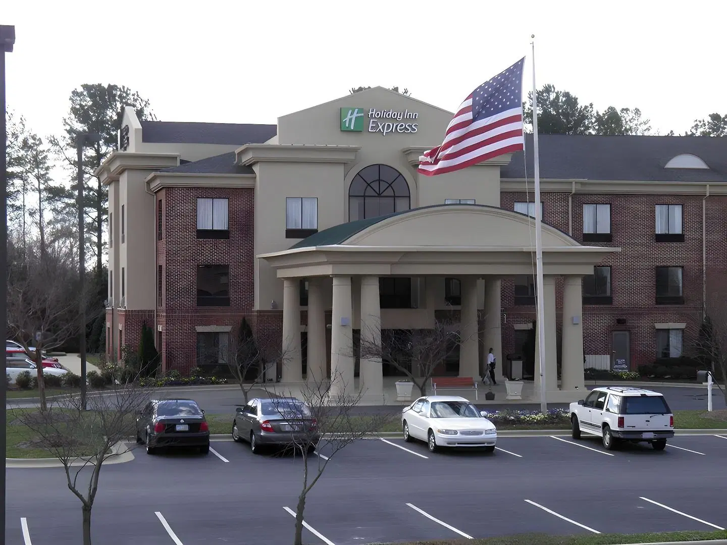 Holiday Inn Express & Suites Raleigh North - Wake Forest by IHG EXTERIOR