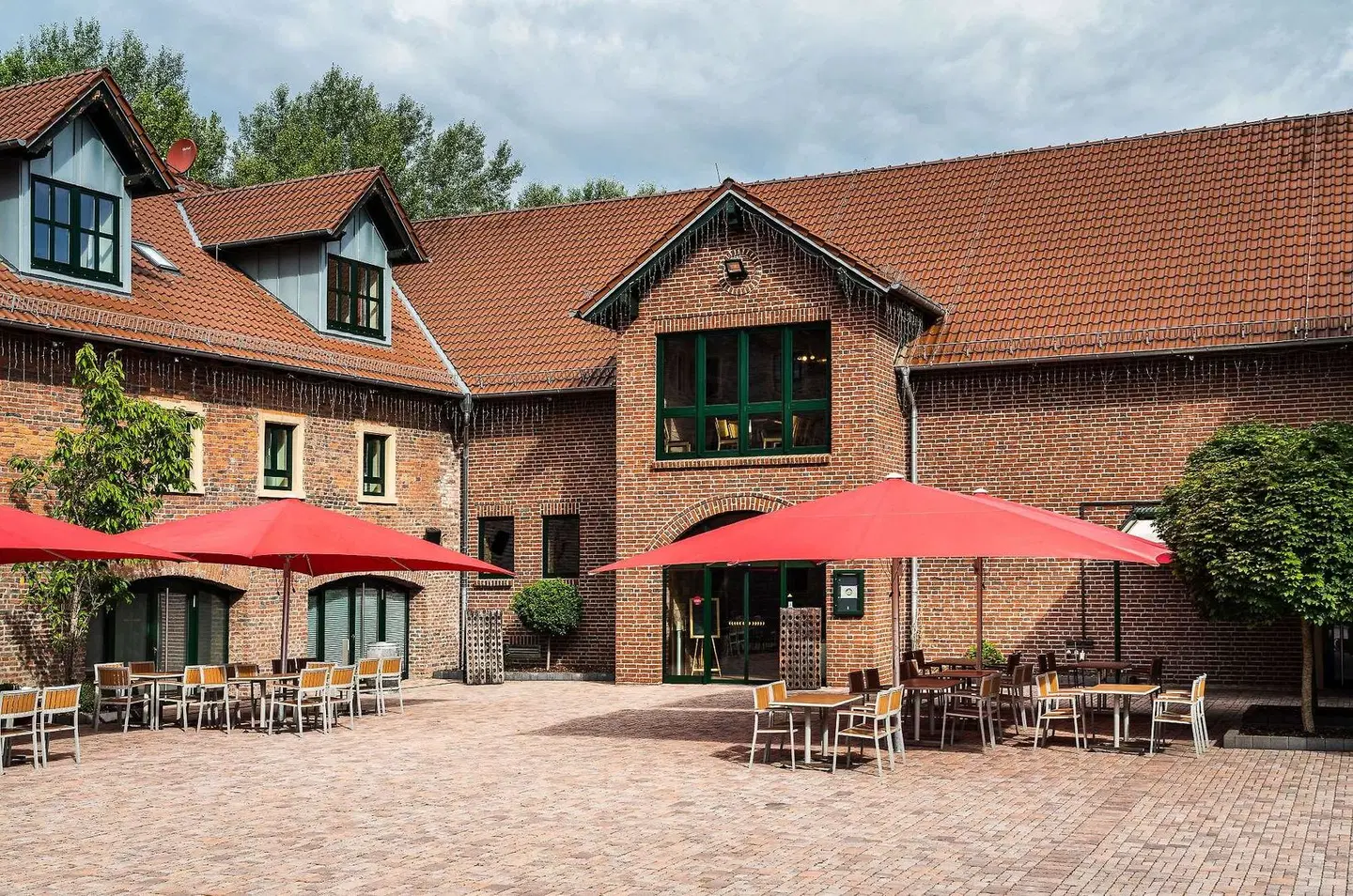 ClassicX Landhaus & Hotel EXTERIOR