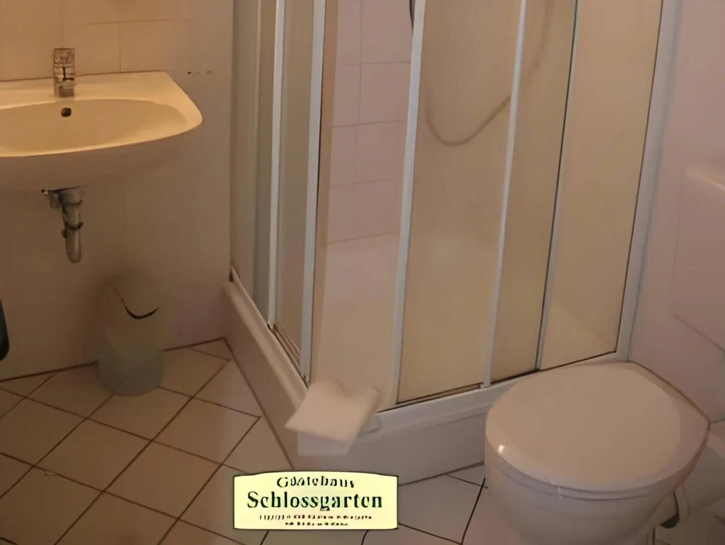 Schlossgarten - Hof Beckröge Badezimmer
