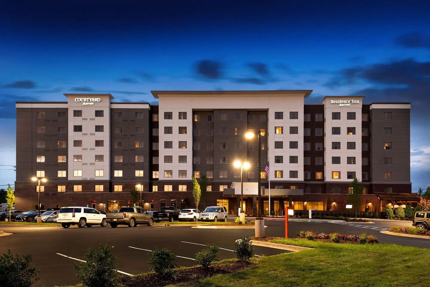Residence Inn by Marriott Charlotte Northlake EXTERIOR