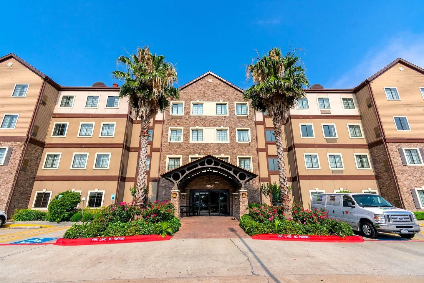 Staybridge Suites Houston IAH - Beltway 8 by IHG EXTERIOR