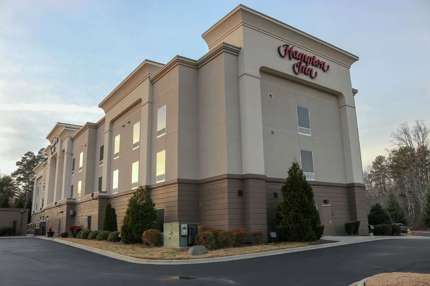 Hampton Inn Lincolnton EXTERIOR