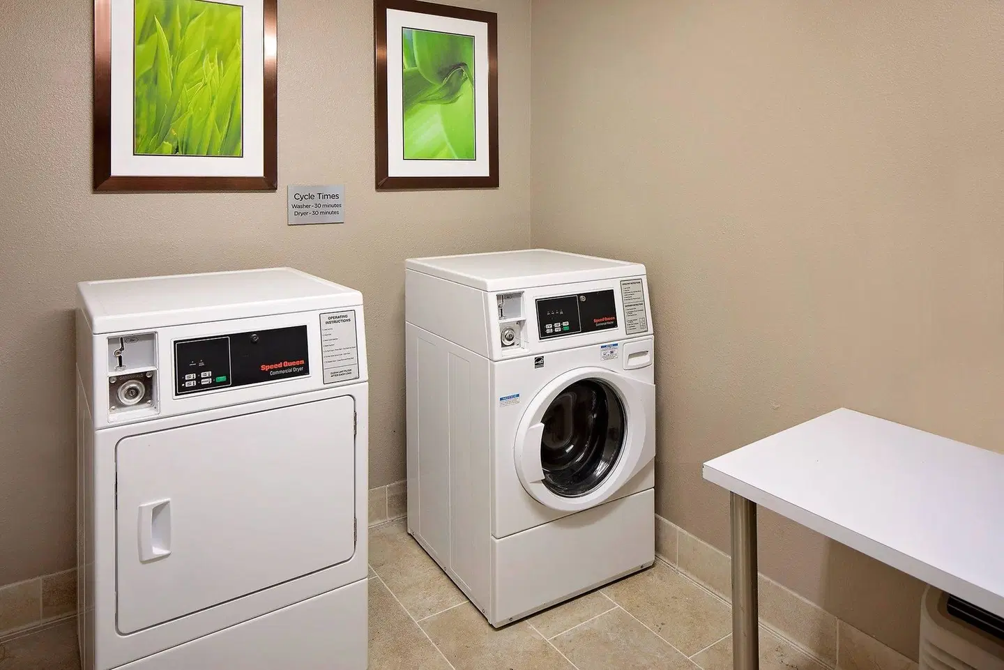 Courtyard by Marriott Houston Westchase Badezimmer