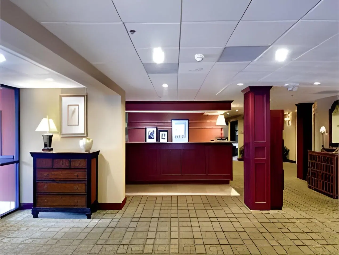 Hampton Inn Salisbury LOUNGE_LOBBY