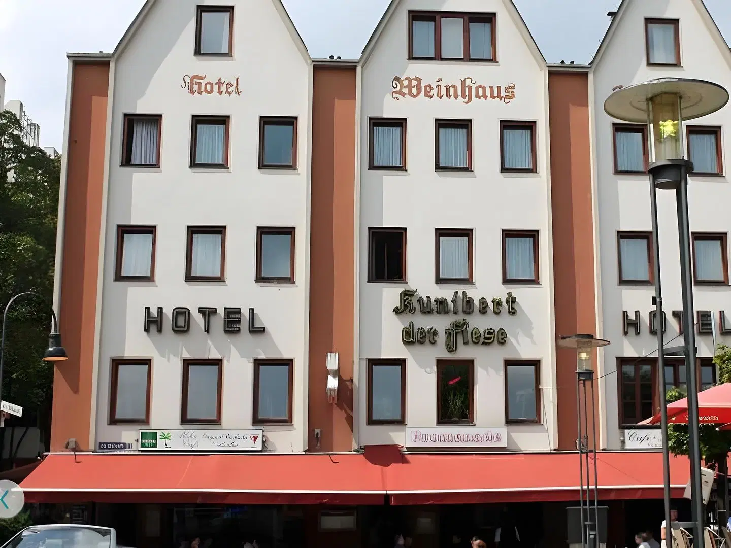 Kunibert der Fiese EXTERIOR