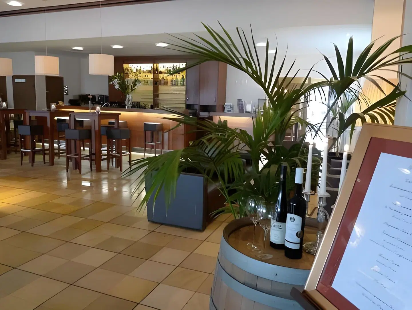 Nägler's Fine Lounge Hotel Bar