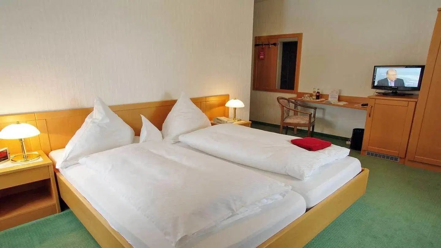 Hotel-Restaurant Räuber Lippoldskrug ROOM_EXAMPLE