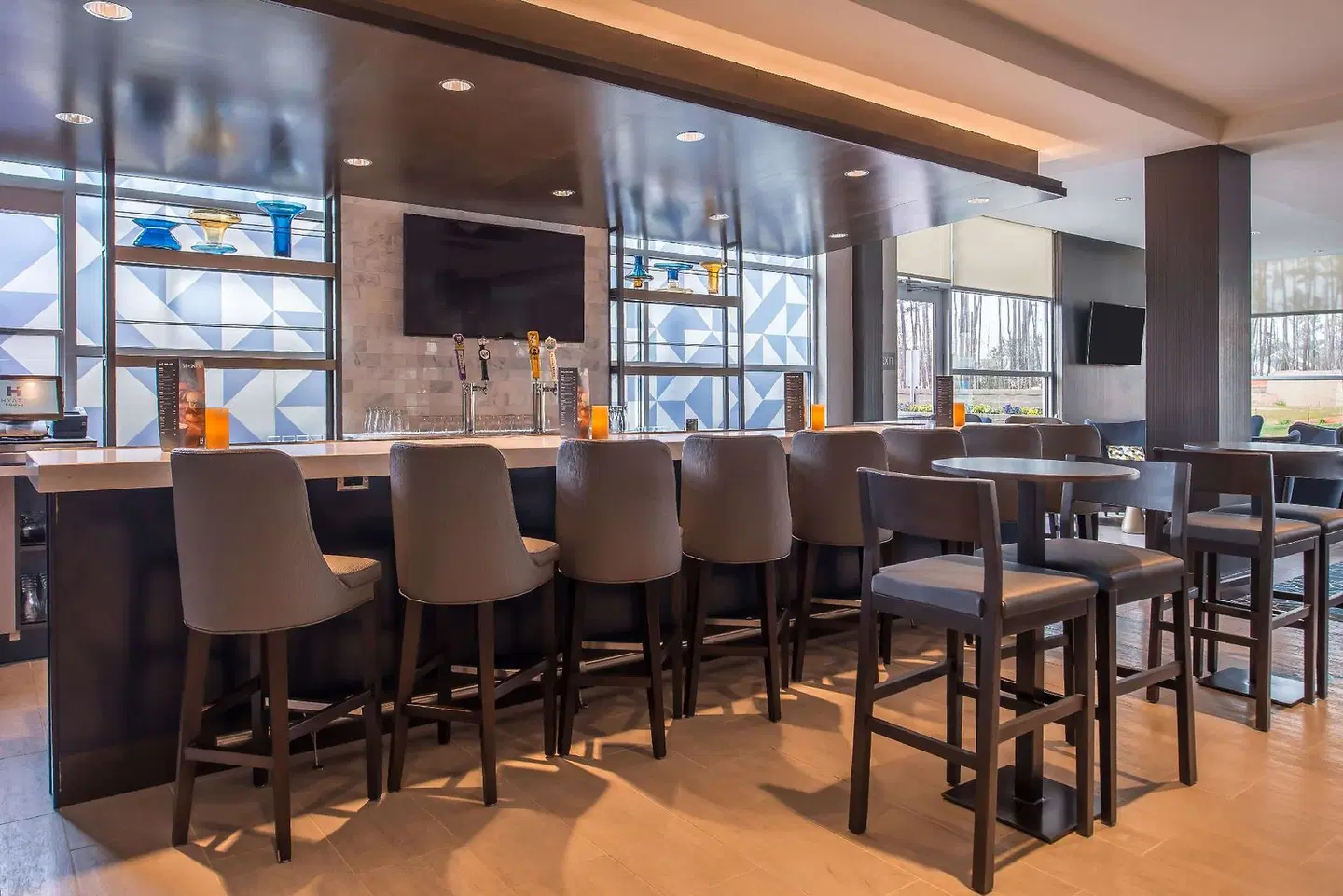 Hyatt House Raleigh/Rdu/Brier Creek Bar