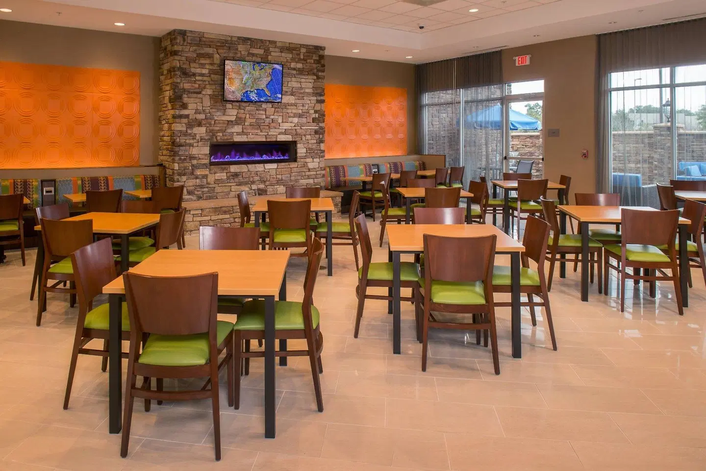 Fairfield Inn & Suites by Marriott Washington Restaurant