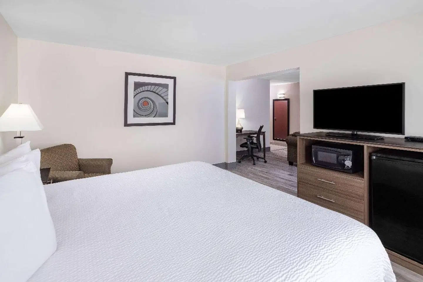Ramada Hendersonville ROOM_EXAMPLE