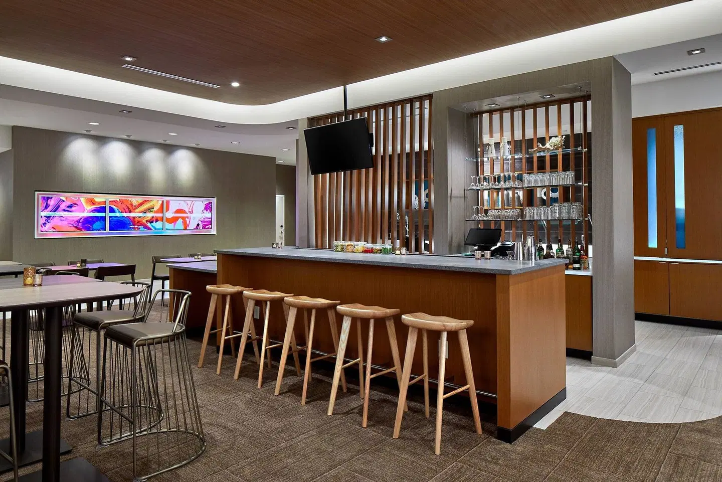 SpringHill Suites by Marriott Charlotte at Carowinds Bar