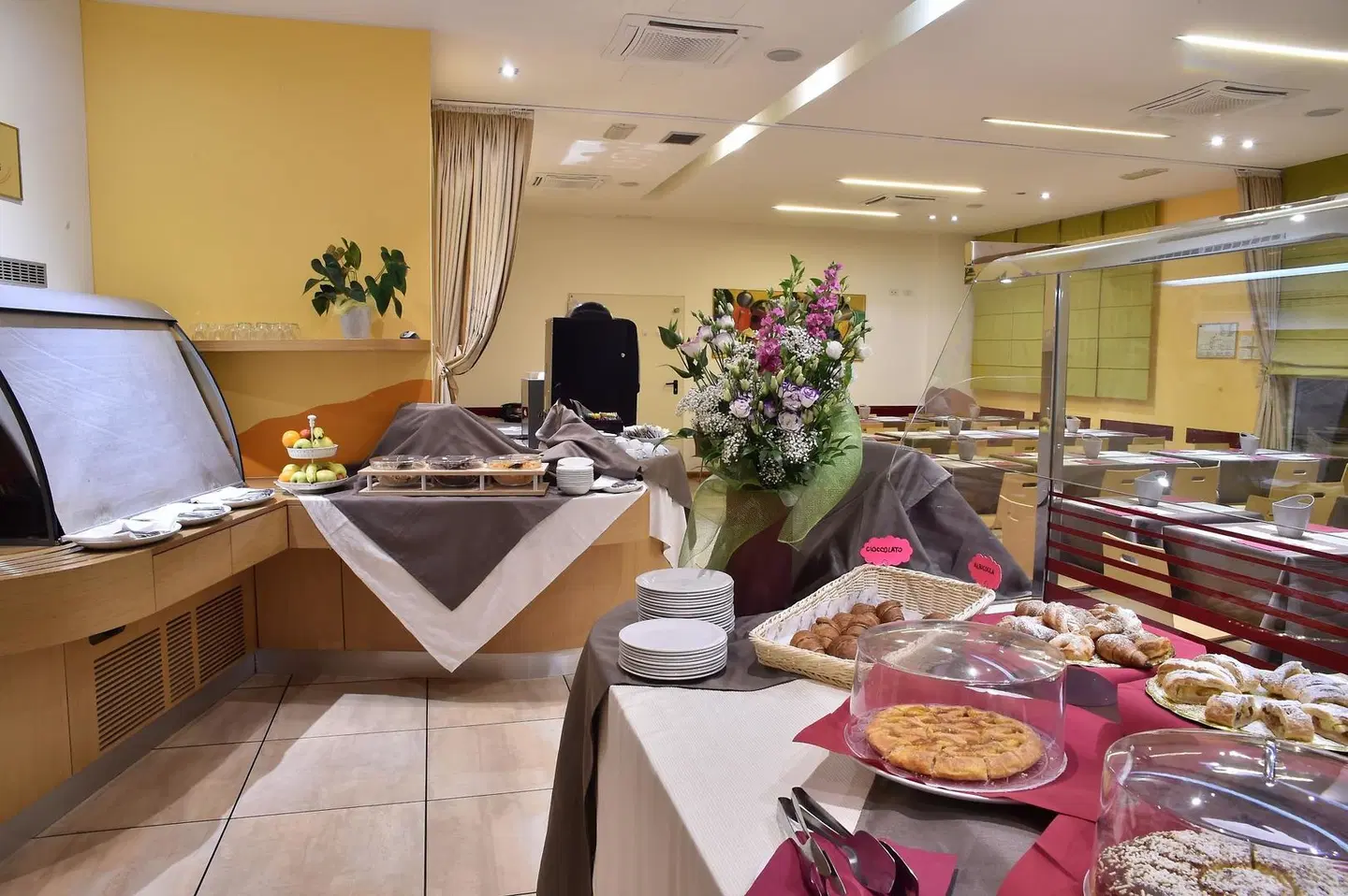 Tatì Hotel RESTAURANT