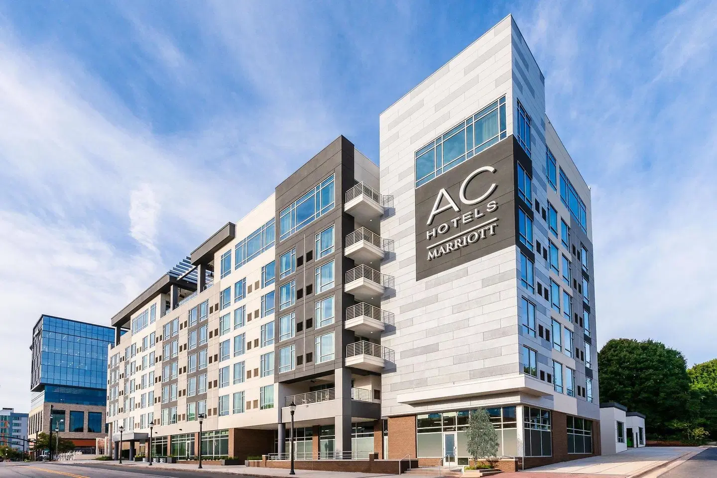AC Hotel Raleigh Downtown EXTERIOR