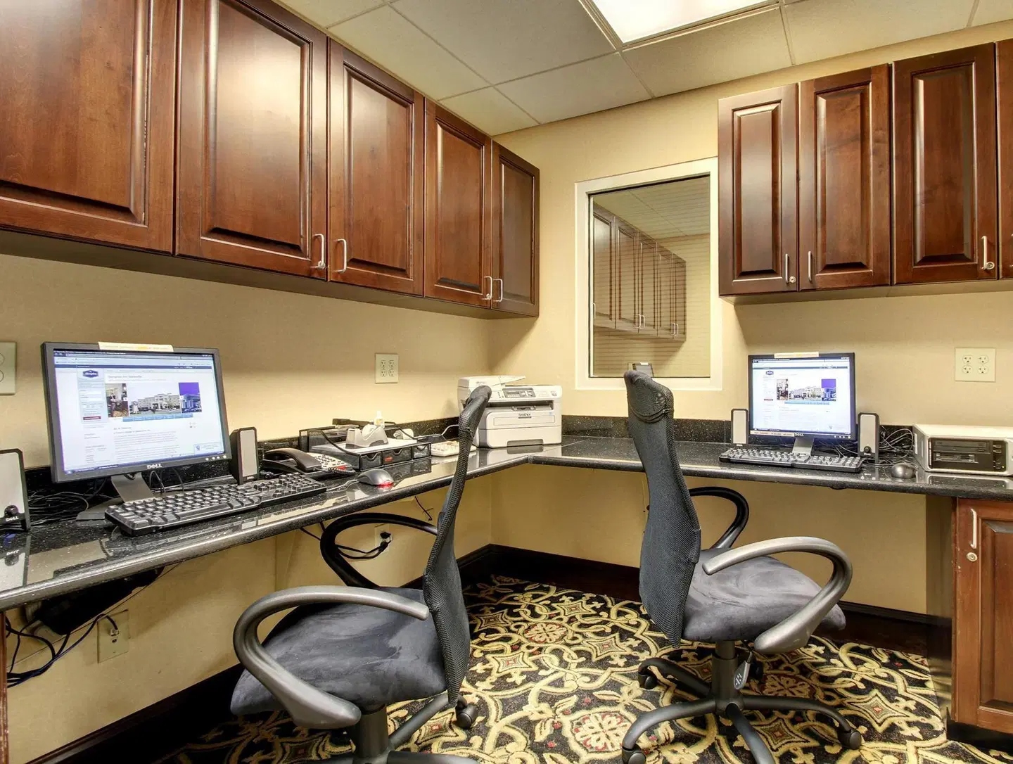 Hampton Inn Statesville HEALTH_BEAUTY