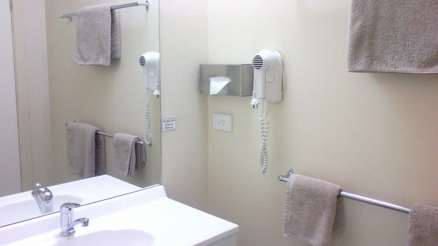 Bairnsdale Main Motel Badezimmer