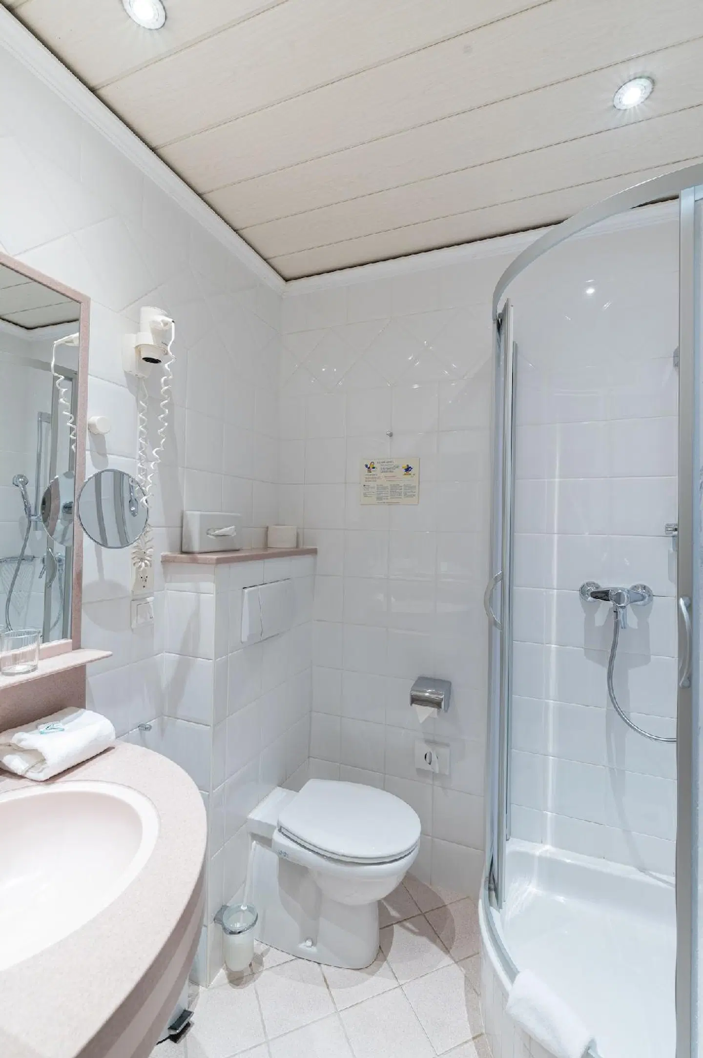 Wolf-Dietrich Altstadthotel Badezimmer