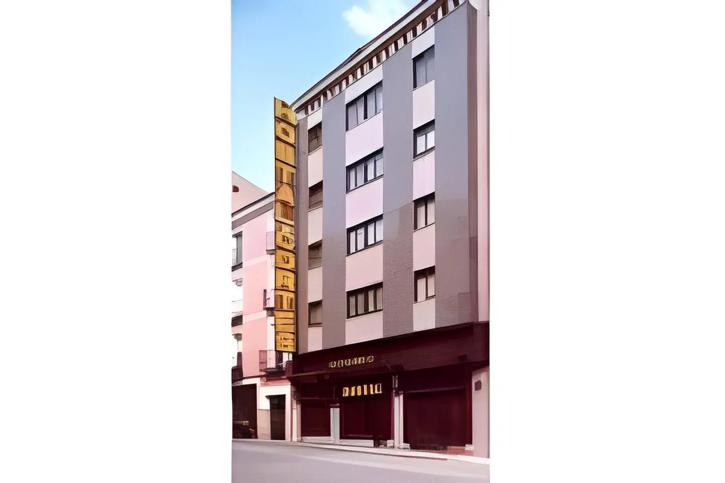 Hostal Cortes MODEL_IMPRESSION