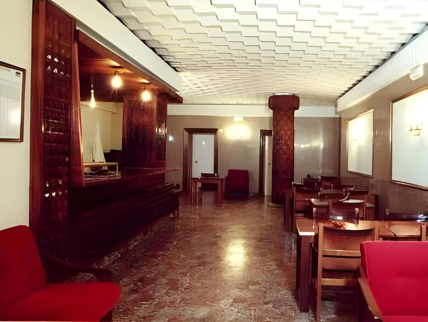 Hostal Cortes LOUNGE_LOBBY