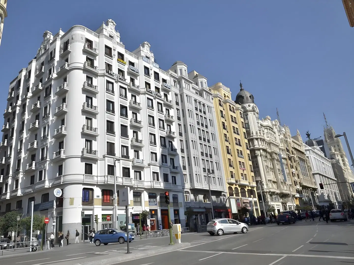 Hostal Valencia Madrid EXTERIOR