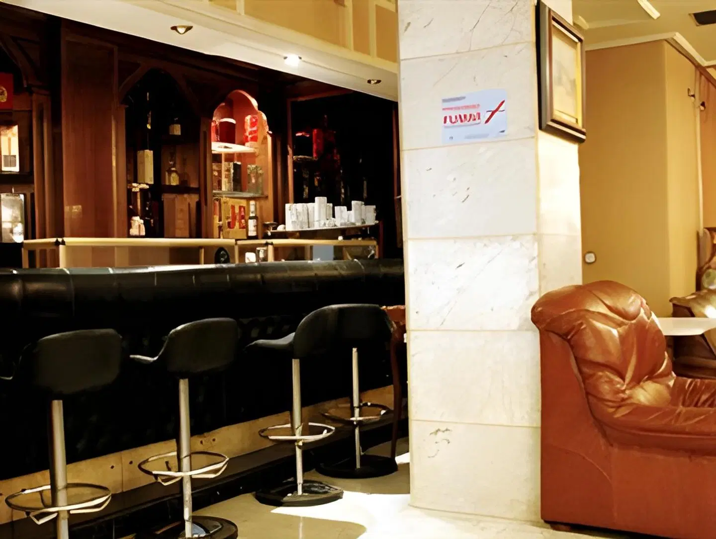 Senorial Hotel Bar