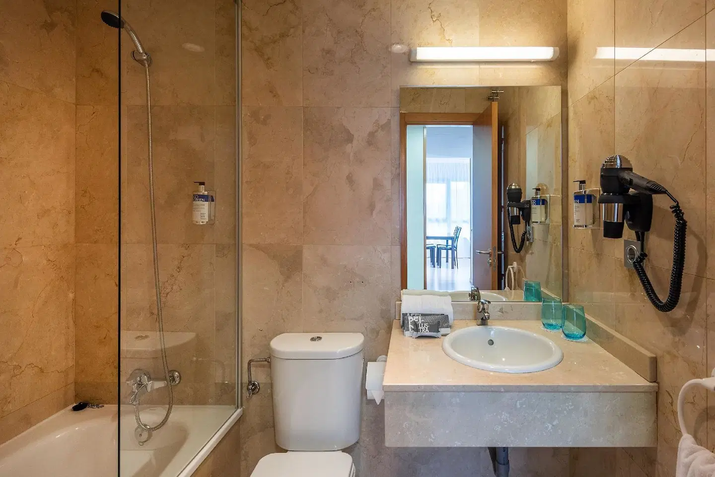 Madrid Airport Suites Affiliated by Meliá Badezimmer