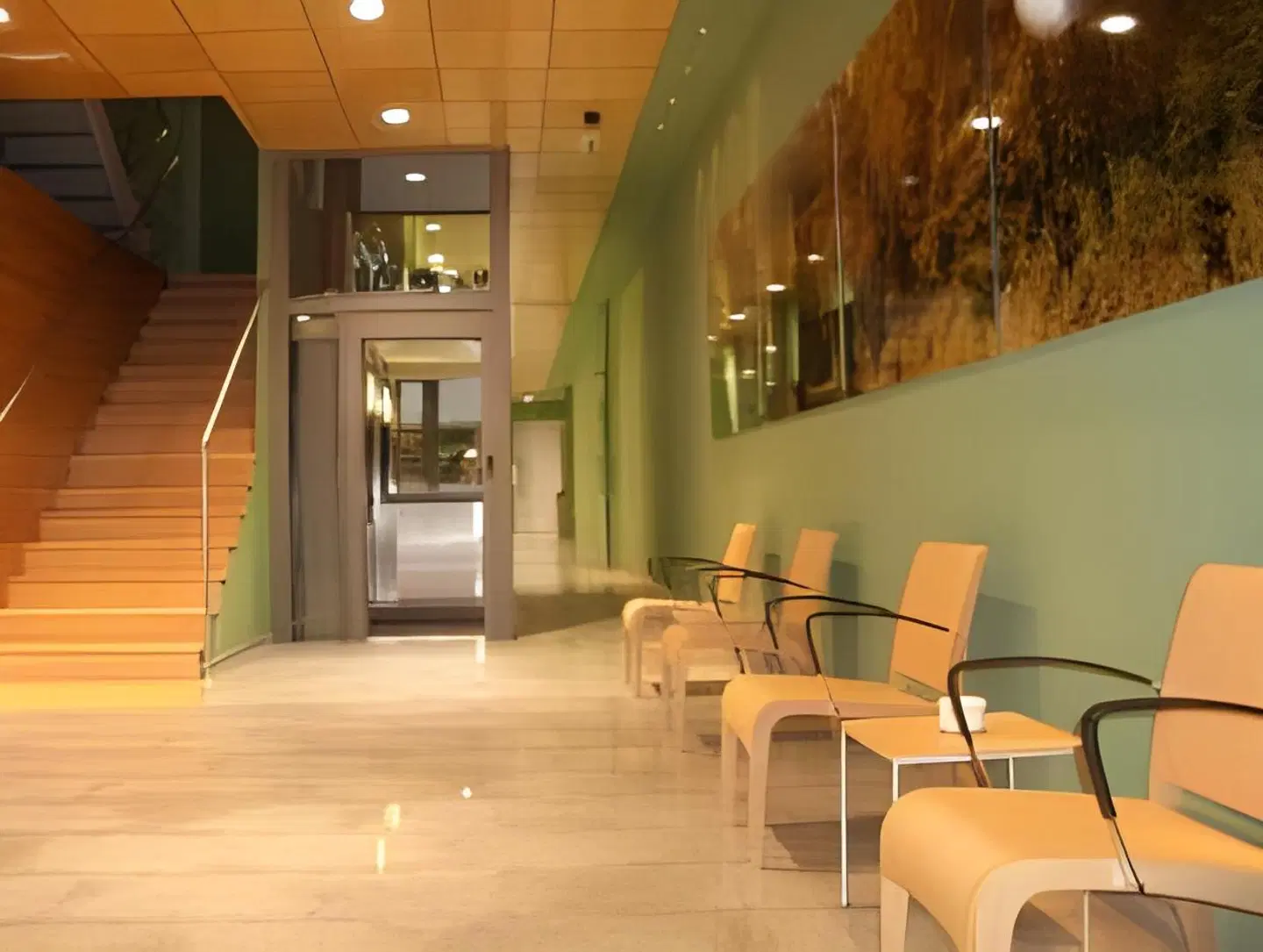 room Select Bilbao LOUNGE_LOBBY