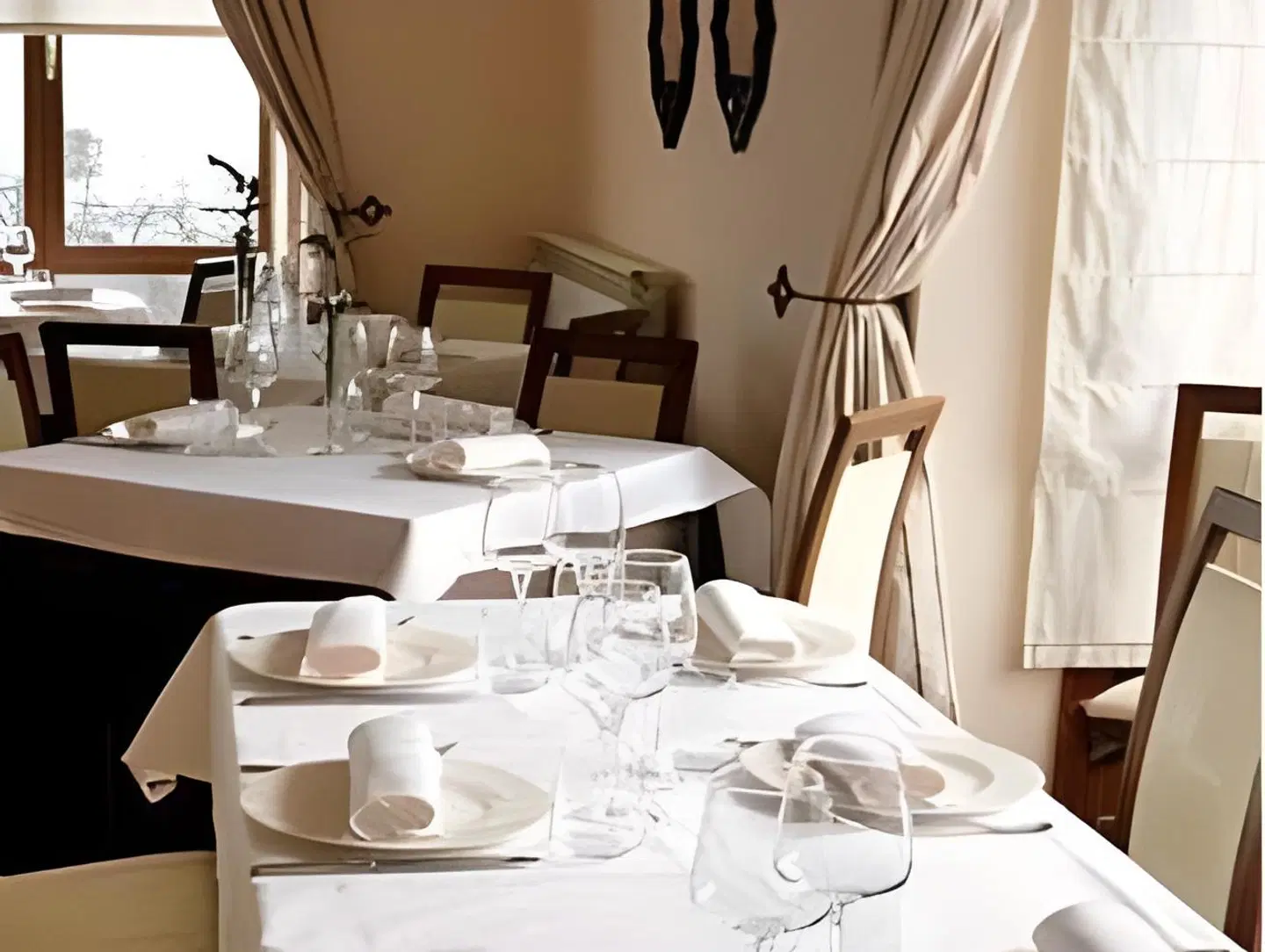 Villa Mencia Restaurant