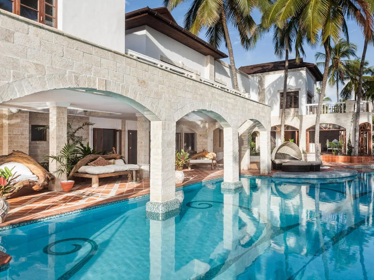 The Maji Beach Boutique Hotel EXTERIOR