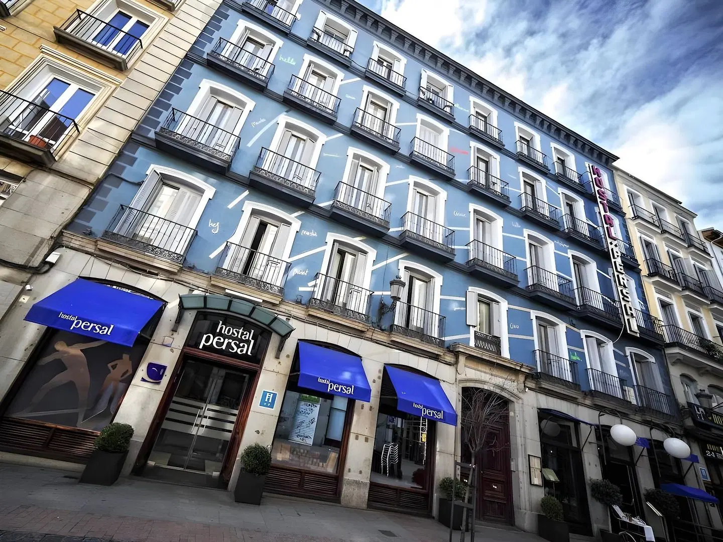 Hostal Persal EXTERIOR