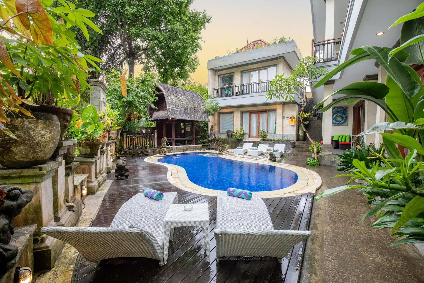 Amoya Inn OUTDOOR_POOL